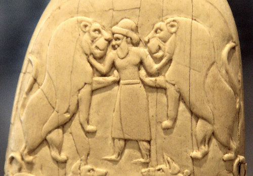 Messergriff vom Gebel el-Arak detail Louvre E-11517 ccbysa ALFGRN